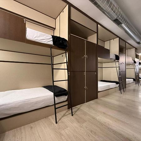 Hostel Tkh-Rooms Mate Madrid Ngoại thất bức ảnh