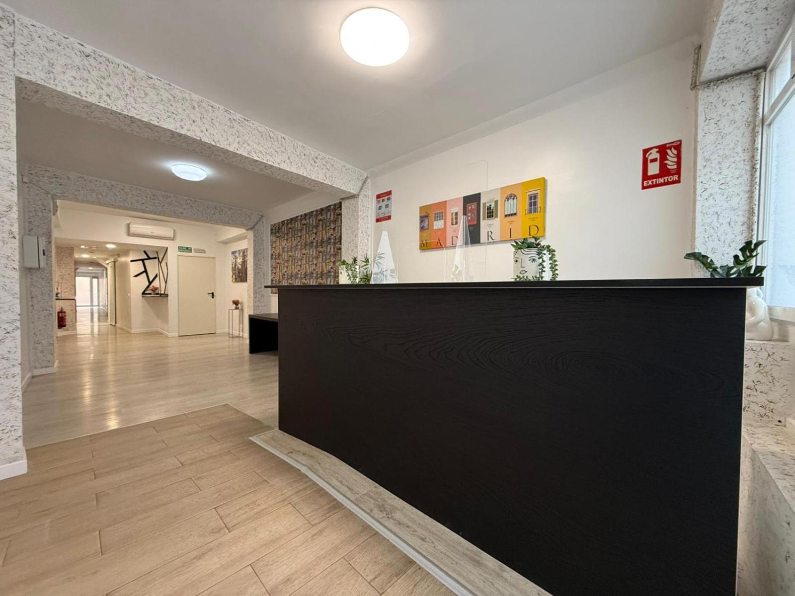 Hostel Tkh-Rooms Mate Madrid Ngoại thất bức ảnh